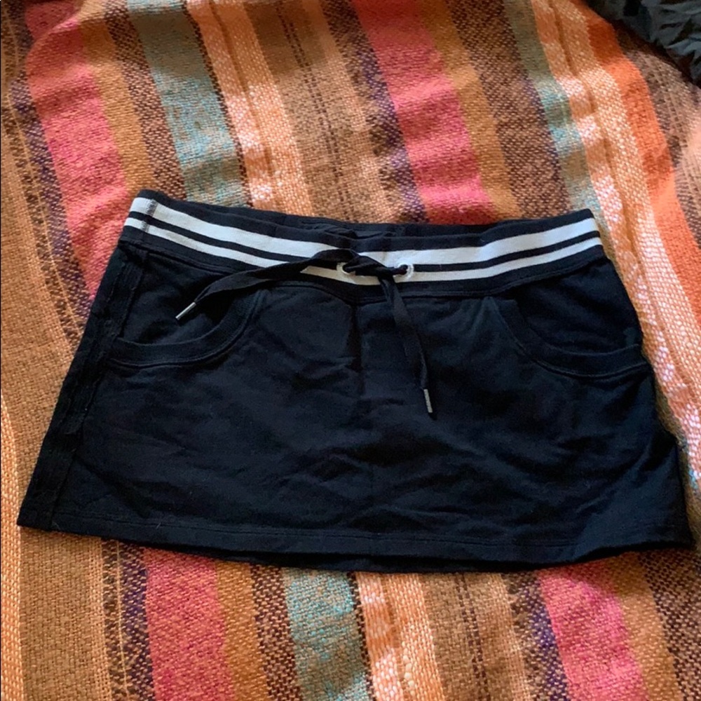 Lululemon skirt, size 8, HTF